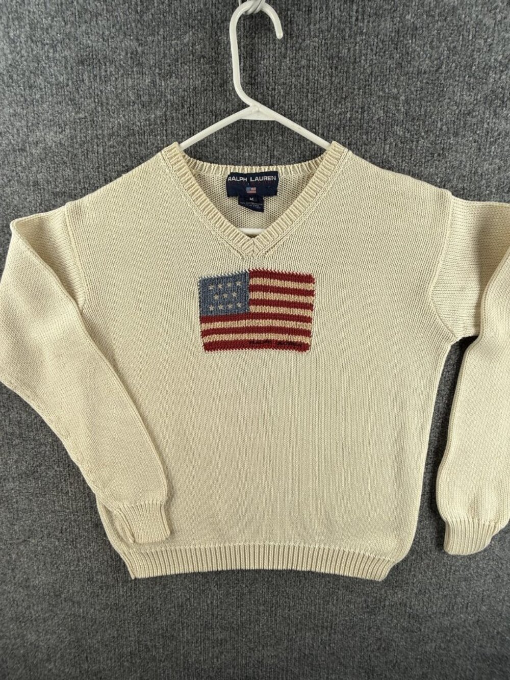 Ralph Lauren Sport Flag V-Neck Graphic Pullover Medium Beige Long Sleeve Cotton